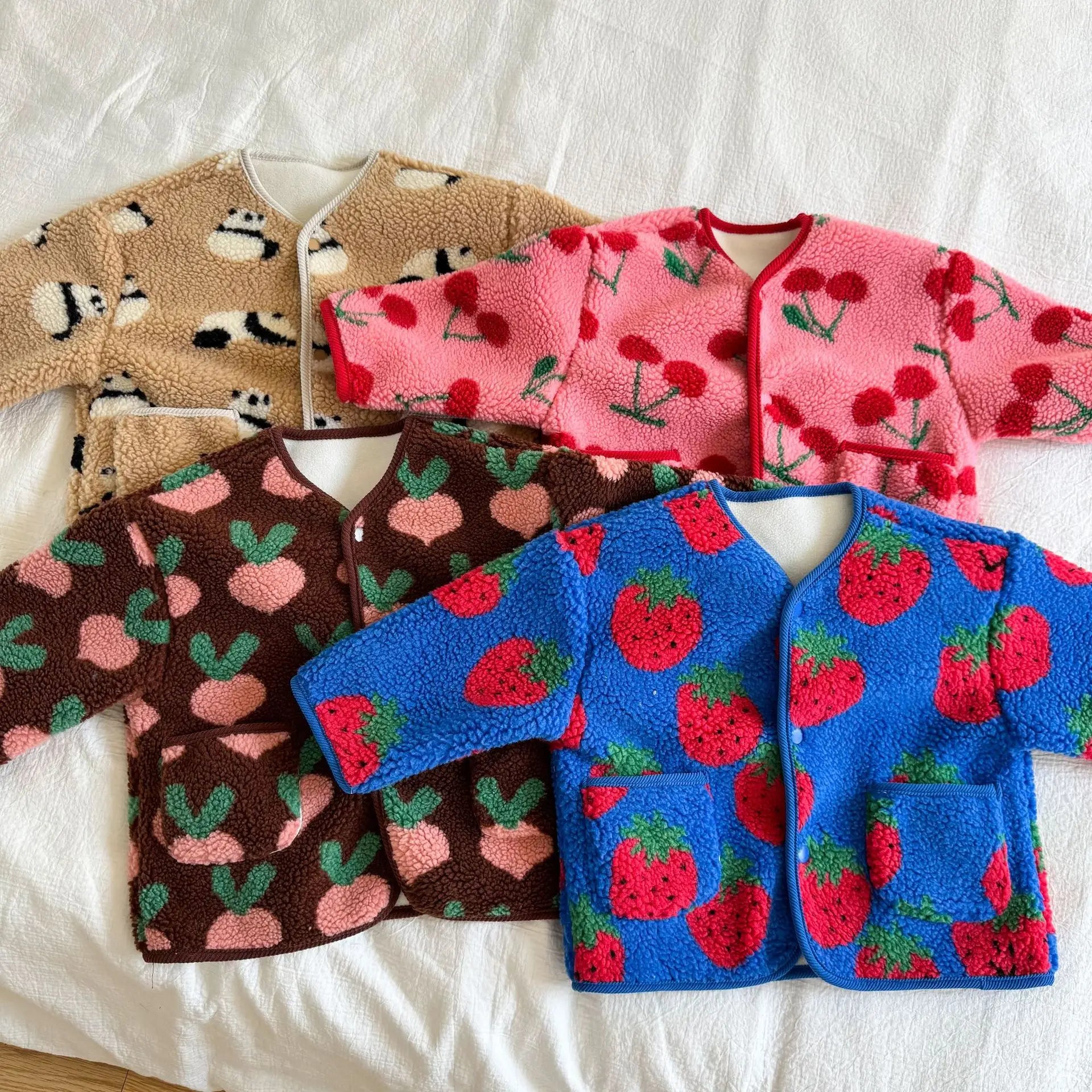 ❄🧸 Cozy Winter Print Jacket for Kids – Ultra-Warm &amp; Adorably Cute