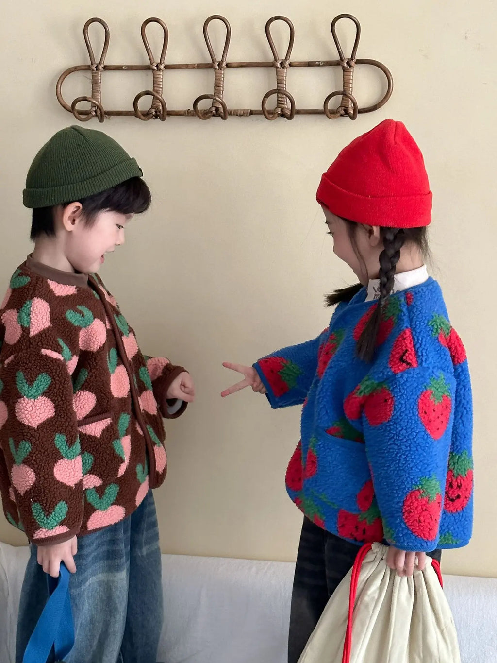 ❄🧸 Cozy Winter Print Jacket for Kids – Ultra-Warm &amp; Adorably Cute